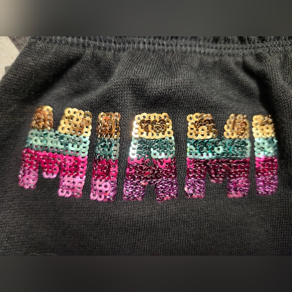 (H) VS Pink NWT Bling Miami Shorts ✨️ - Picture 5 of 6
